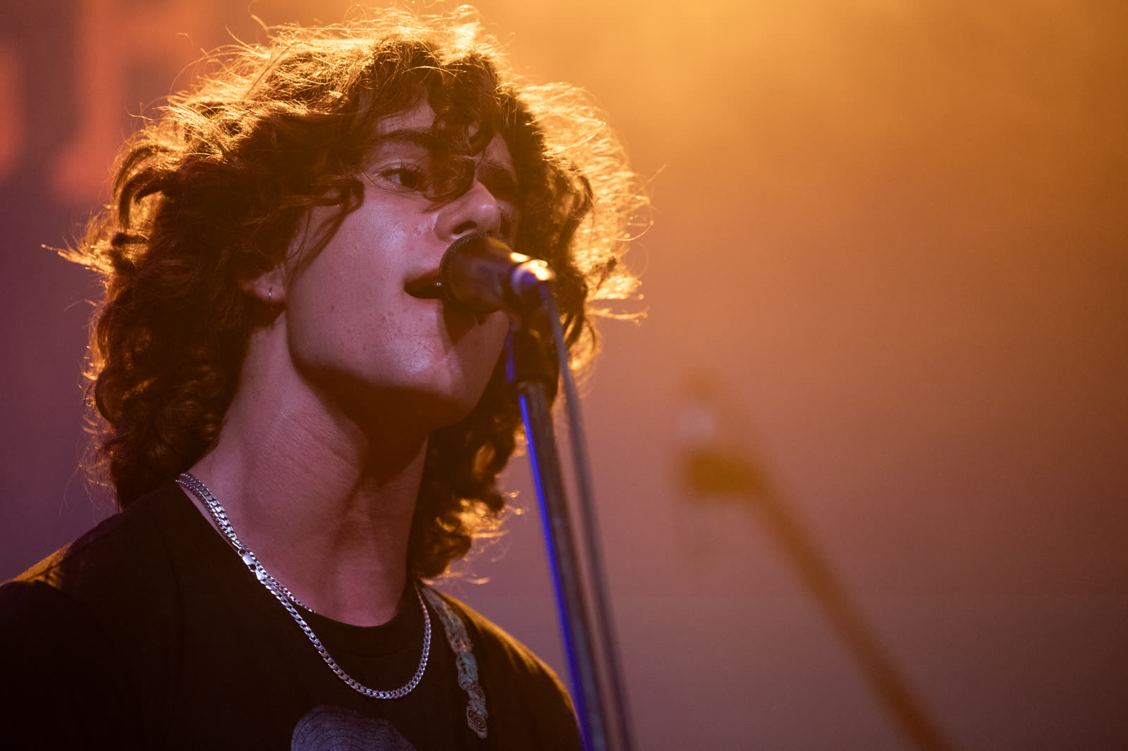 MYLES live at the mic